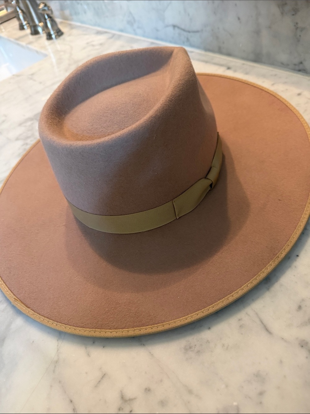 Women's  Wide-Brim Felt Fedora Hat - Blush Pink - new with tags